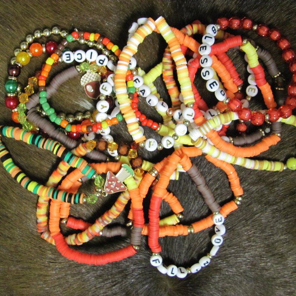 🍁🍂Fall Themed Stretchy Bracelets NEW